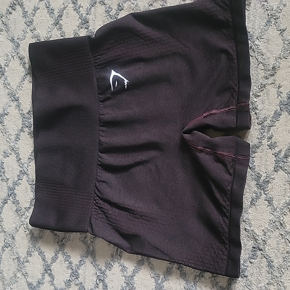XS gymshark shorts